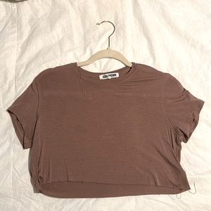 JOAH BROWN Crop Tee